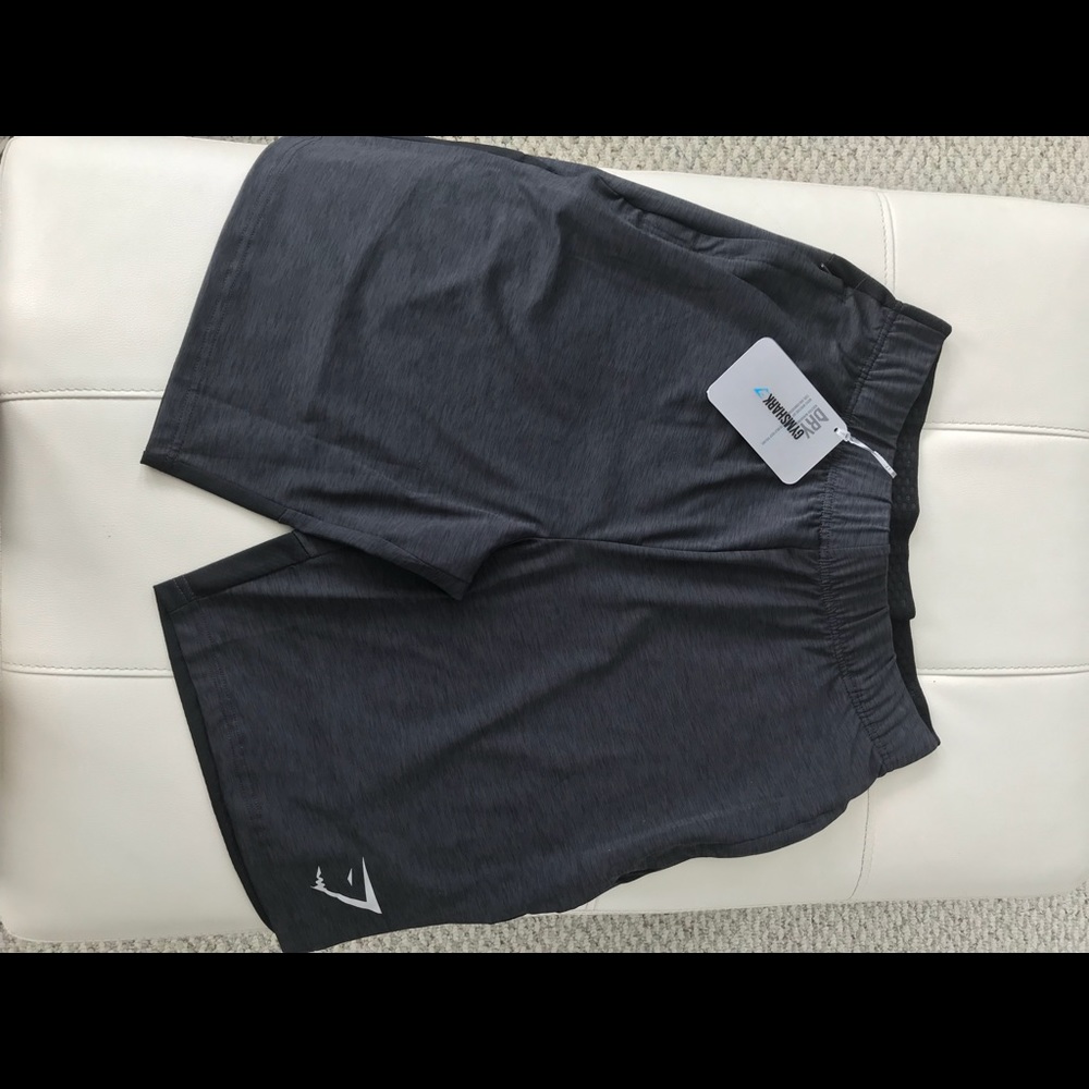 GYMSHARK FALLOUT SHORTS MEDIUM BLACK